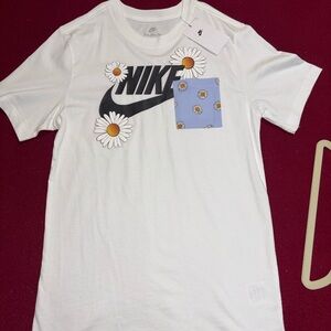 Nike White T‑Shirt with Black Logo & Blue Daisy Pocket